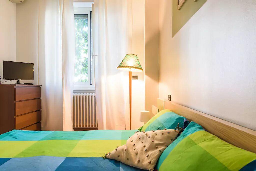 Isola Lagosta Apartment Милан Экстерьер фото