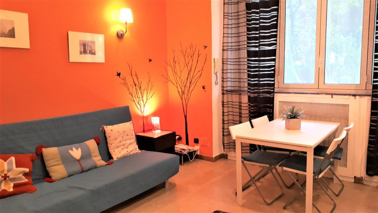 Isola Lagosta Apartment Милан Экстерьер фото